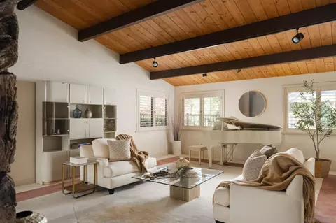 Living - 15943 Ranch Hollow Rd, Poway, CA 92064 photo 1 of 6