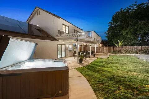 Exterior - 1413 Eastview Ct, Oceanside, CA 92056 photo 5 of 10