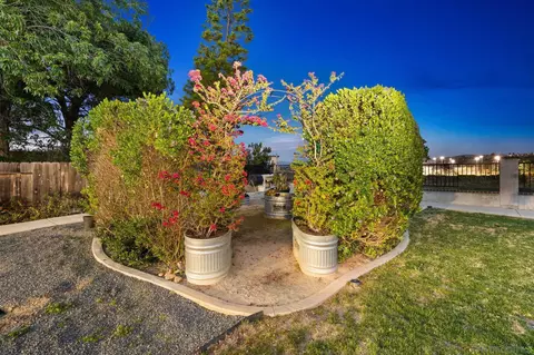 Exterior - 1413 Eastview Ct, Oceanside, CA 92056 photo 8 of 10