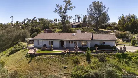 13804 Chaparral Ter, Valley Center, CA 92082