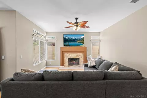 Living - 45632 Corte Lobos, Temecula, CA 92592 photo 1 of 2