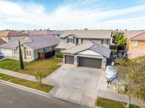 View/Area - 226 Quail Run Dr, El Centro, CA 92243 photo 3 of 7