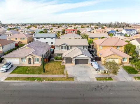 View/Area - 226 Quail Run Dr, El Centro, CA 92243 photo 4 of 7