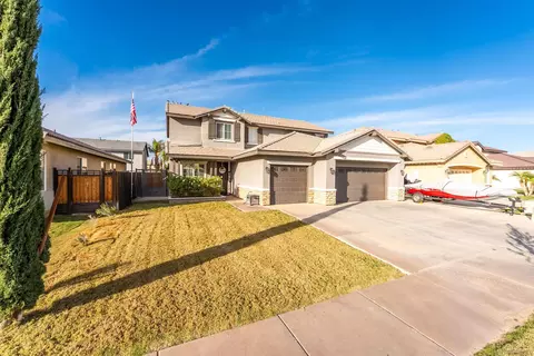 226 Quail Run Dr, El Centro, CA 92243