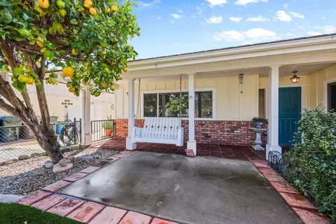 Exterior - 741 Rossiter Ln, Fallbrook, CA 92028 photo 4 of 11
