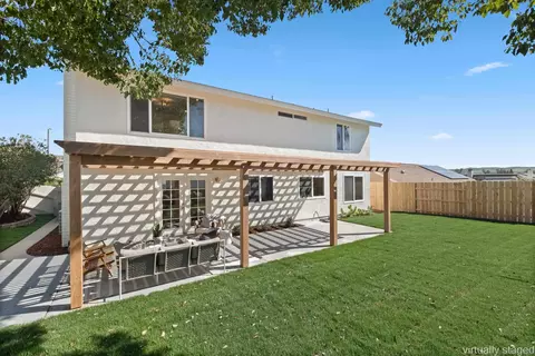 Exterior - 14334 Sandown Ct, Poway, CA 92064 photo 5 of 7