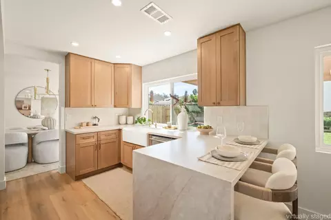 Kitchen - 14334 Sandown Ct, Poway, CA 92064 photo 2 of 4