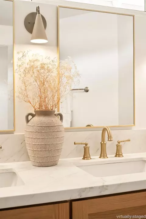 Bath - 14334 Sandown Ct, Poway, CA 92064 photo 7 of 7