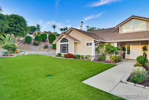 Exterior - 320 Jonah Rd, Escondido, CA 92027 photo 9 of 29