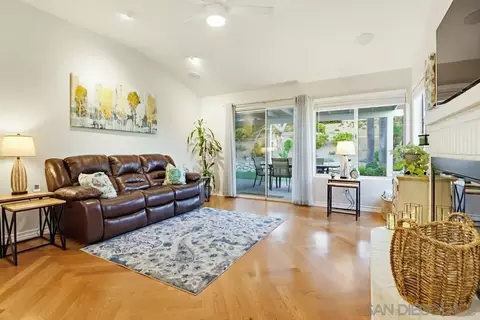 Living - 320 Jonah Rd, Escondido, CA 92027 photo 1 of 3