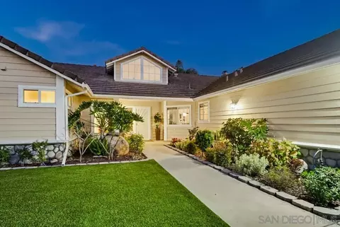 Exterior - 320 Jonah Rd, Escondido, CA 92027 photo 6 of 29