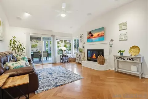 Living - 320 Jonah Rd, Escondido, CA 92027 photo 2 of 3