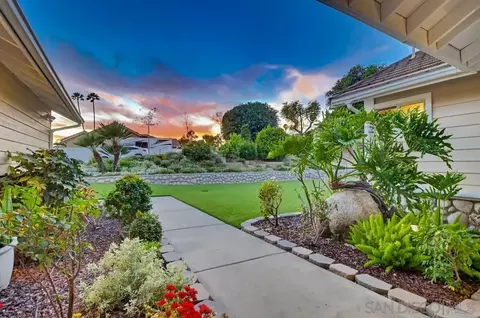 Exterior - 320 Jonah Rd, Escondido, CA 92027 photo 11 of 29