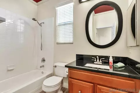 8786 Gracilior Ct, Escondido, CA 92026 photo 16