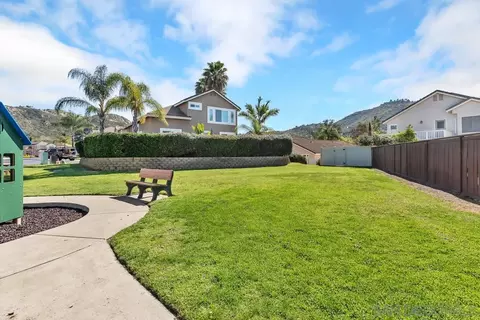 8786 Gracilior Ct, Escondido, CA 92026 photo 37