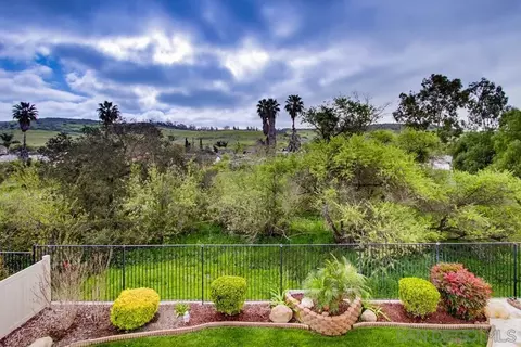 Exterior - 12701 Oak Knoll Rd, Poway, CA 92064 photo 6 of 9