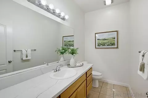 Bath - 12701 Oak Knoll Rd, Poway, CA 92064 photo 1 of 7
