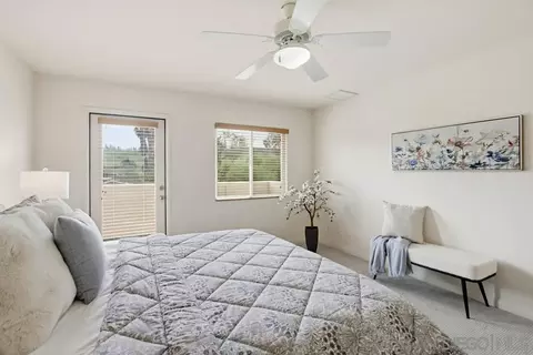Bedroom - 12701 Oak Knoll Rd, Poway, CA 92064 photo 2 of 8