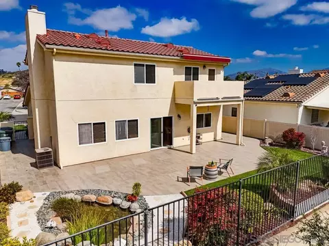 Exterior - 12701 Oak Knoll Rd, Poway, CA 92064 photo 7 of 9