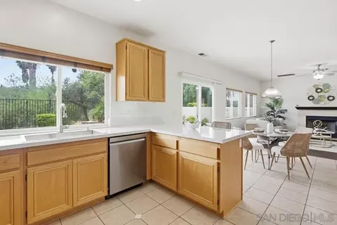 Kitchen - 12701 Oak Knoll Rd, Poway, CA 92064 photo 2 of 2