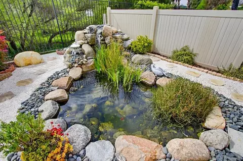 Exterior - 12701 Oak Knoll Rd, Poway, CA 92064 photo 4 of 9