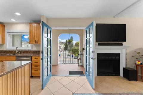 3111 Ingelow Dr #C, San Diego, CA 92106