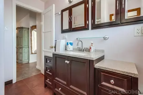 Bath - 820 Frances Dr, Vista, CA 92084 photo 3 of 3