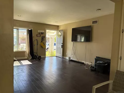 12614 Orohaven Ln, Poway, CA 92064 photo 2