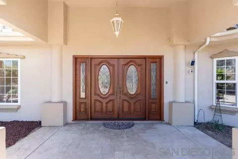 Entry Way - 4417 Fallsbrae Rd, Fallbrook, CA 92028 photo 1 of 2