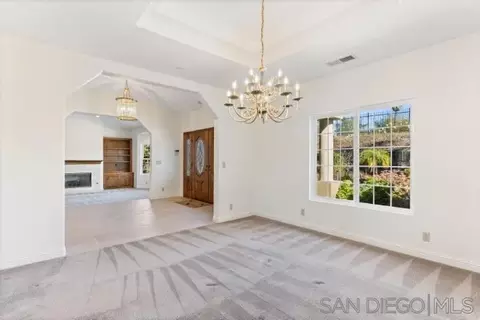 Living - 4417 Fallsbrae Rd, Fallbrook, CA 92028 photo 8 of 8