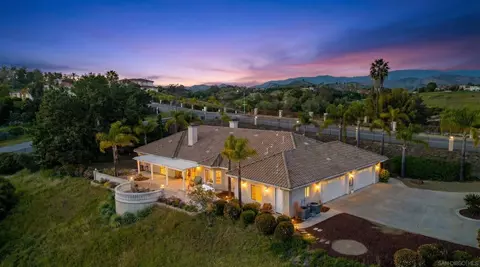 4417 Fallsbrae Rd, Fallbrook, CA 92028