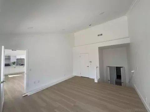 Living - 2227 Mapleleaf Ave, Thousand Oaks, CA 91320 photo 5 of 5