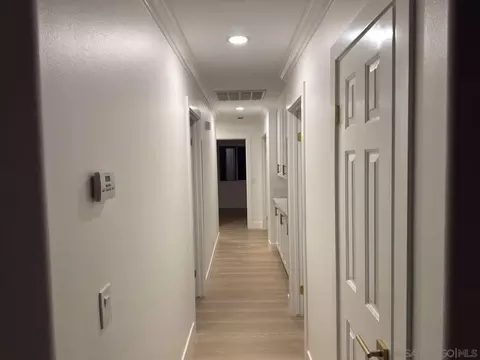 Entry Way - 2227 Mapleleaf Ave, Thousand Oaks, CA 91320 photo 2 of 2