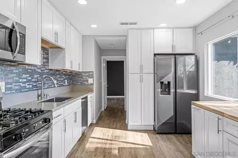 Kitchen - 1395 S Somermont Dr, El Cajon, CA 92021 photo 2 of 3