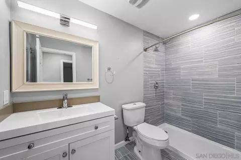 Bath - 1395 S Somermont Dr, El Cajon, CA 92021 photo 4 of 4