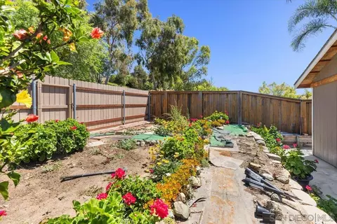 Exterior - 7216 Pearson St, La Mesa, CA 91941 photo 5 of 11