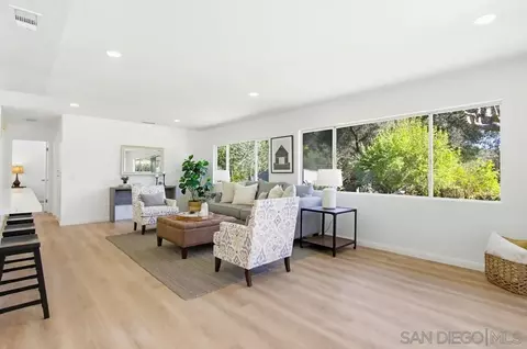 Living - 2824 Olive Hill Rd, Fallbrook, CA 92028 photo 2 of 2