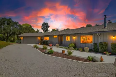 Exterior - 2824 Olive Hill Rd, Fallbrook, CA 92028 photo 12 of 12