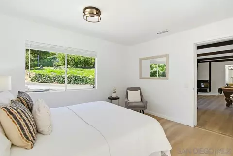 Bedroom - 2824 Olive Hill Rd, Fallbrook, CA 92028 photo 7 of 9