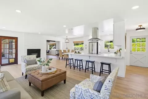 2824 Olive Hill Rd, Fallbrook, CA 92028