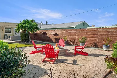 Exterior - 4227 69th St, La Mesa, CA 91941 photo 11 of 16