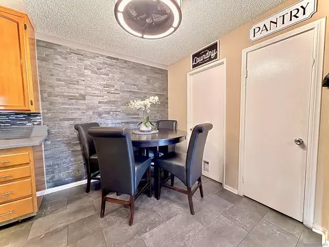 Dining - 321 Sun Ct, El Cajon, CA 92021 photo 1 of 1