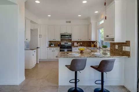 Kitchen - 3677 Via Bernardo, Oceanside, CA 92056 photo 4 of 5