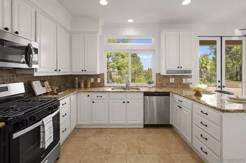 Kitchen - 3677 Via Bernardo, Oceanside, CA 92056 photo 3 of 5