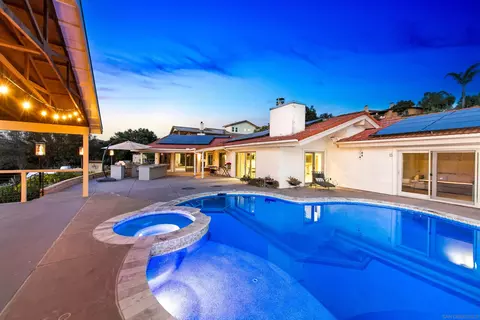 580-582 S Grade, Alpine, CA 91901