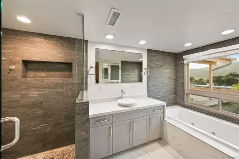 Bath - 580-582 S Grade, Alpine, CA 91901 photo 1 of 3