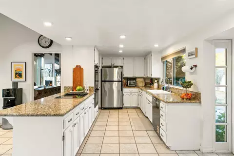 Kitchen - 580-582 S Grade, Alpine, CA 91901 photo 2 of 3