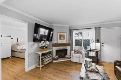 8368 Via Sonoma, La Jolla, CA 92037