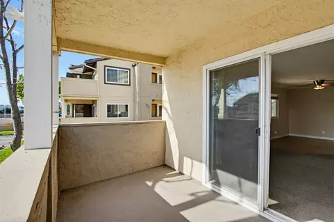Exterior - 5033 Los Morros Way #55, Oceanside, CA 92057 photo 10 of 14
