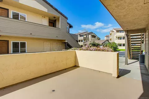 Exterior - 5033 Los Morros Way #55, Oceanside, CA 92057 photo 6 of 14